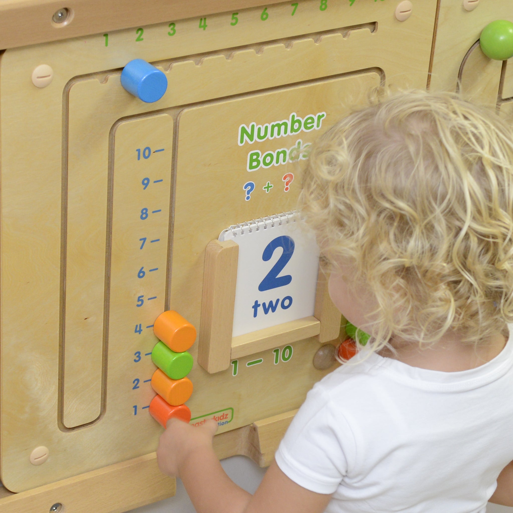 Masterkidz Wall Elements - Numbers Bond 1-10 Game Board